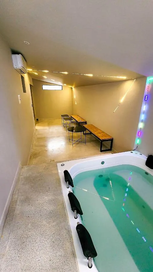 Las Lomas Luxury House2 Medellín 0*,